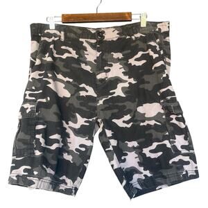 Y2K Roadblock Mens Camo Cargo Shorts Size 38 Black Gray Casual Summer Gorpcore